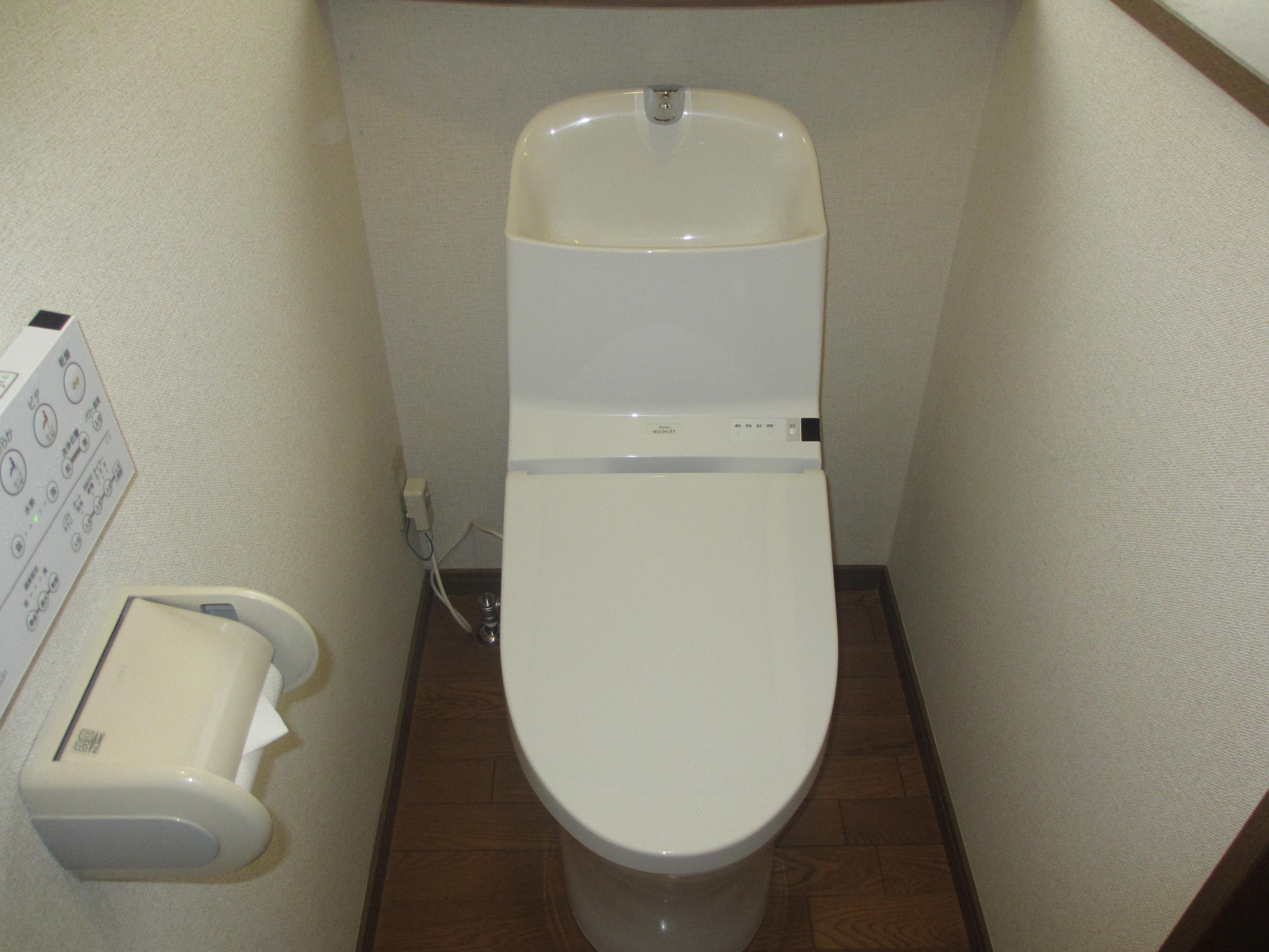 トイレ交換工事